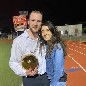 Meet your Posher, Devin